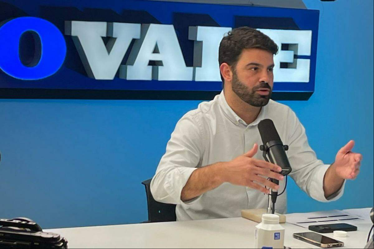 Sérgio Victor durante o podcast de OVALE
