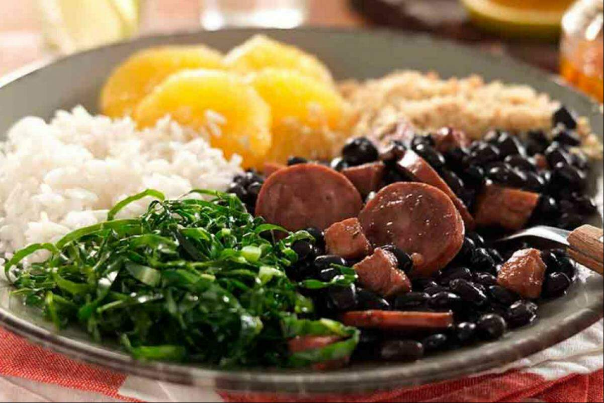 Legião Feminina de Bauru promove, no próximo sábado (14), uma feijoada solidária em sistema drive-thru
